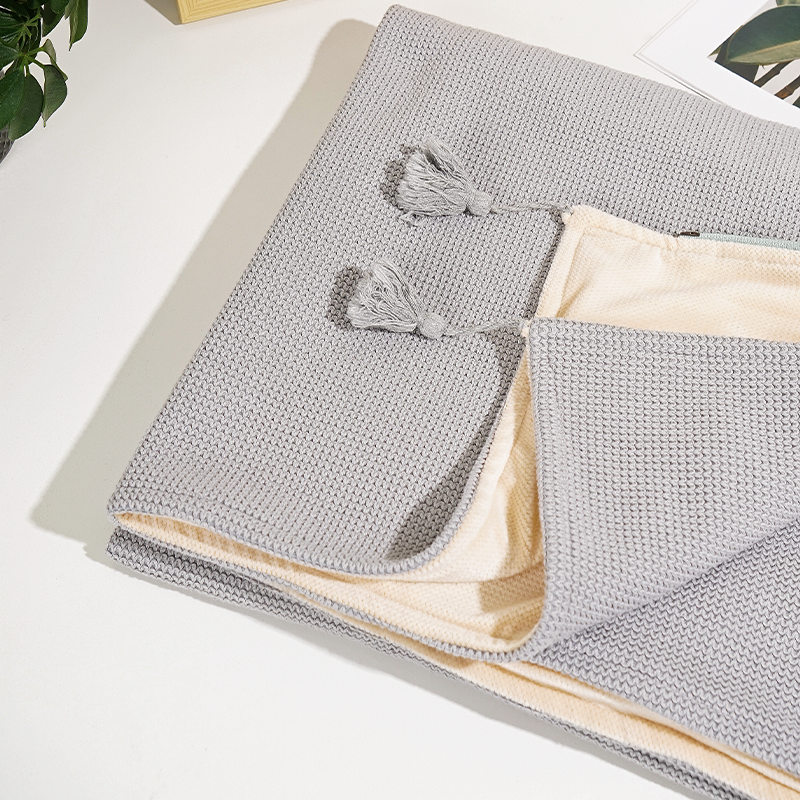 Graphene Heated Shawl-8.png